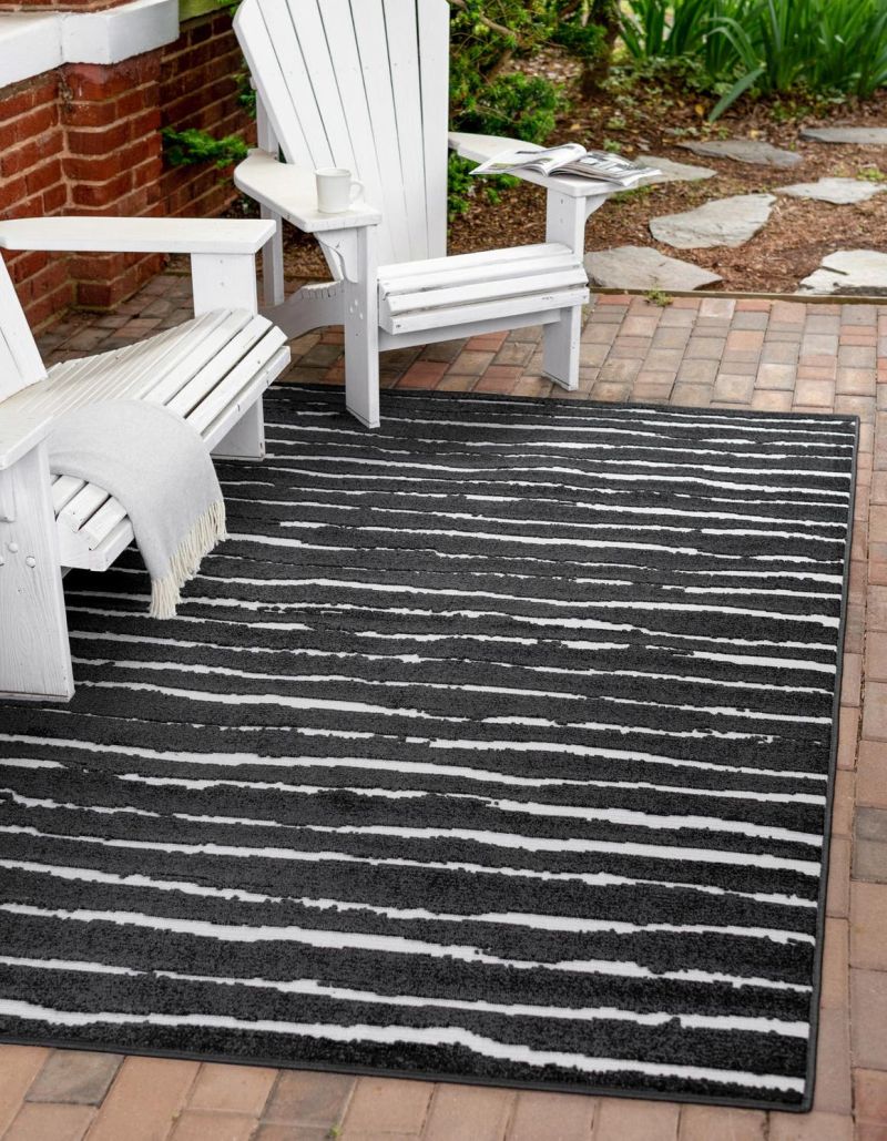 Black and white carpet for outdoor