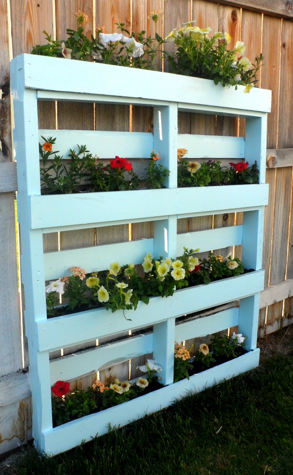 A Colorful Pallet Planter to Match Your Garden