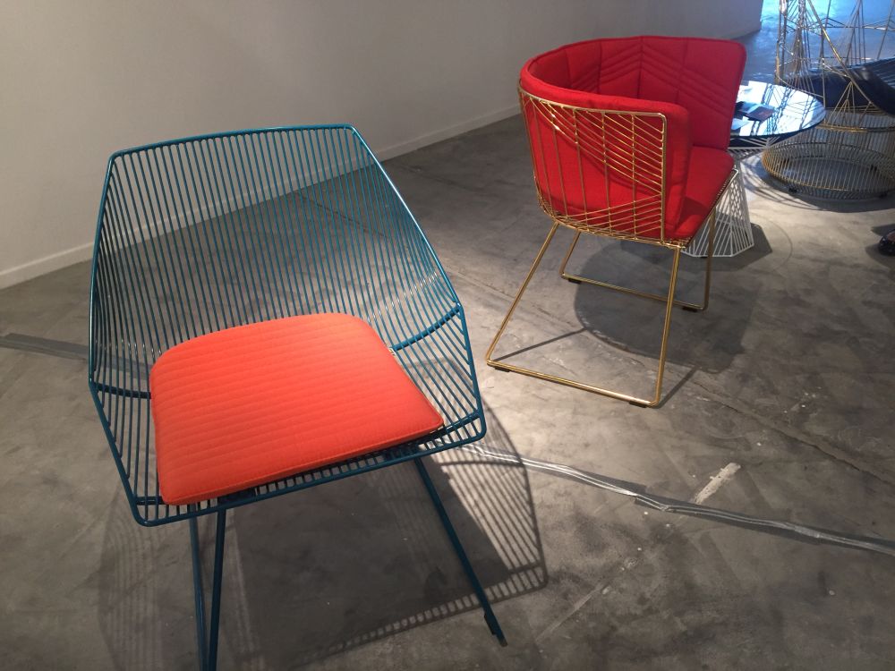 Blue and red hairpin legs chairs