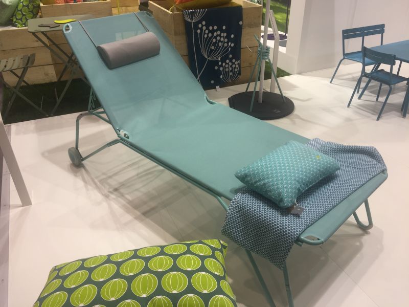 Blue sunbed lounge chair for outdoor