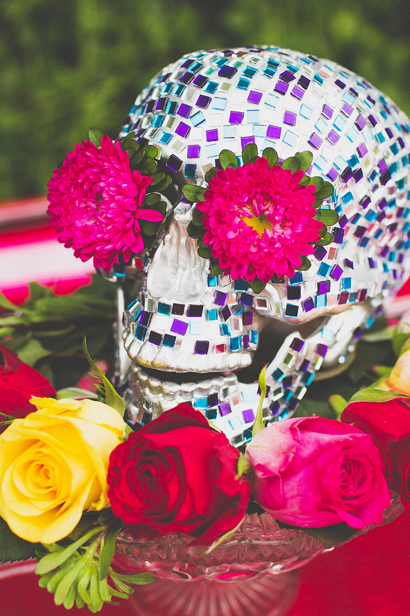 Bold Skull Centerpiece