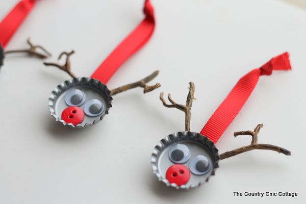 Bottle cap reindeer Christmas Tree