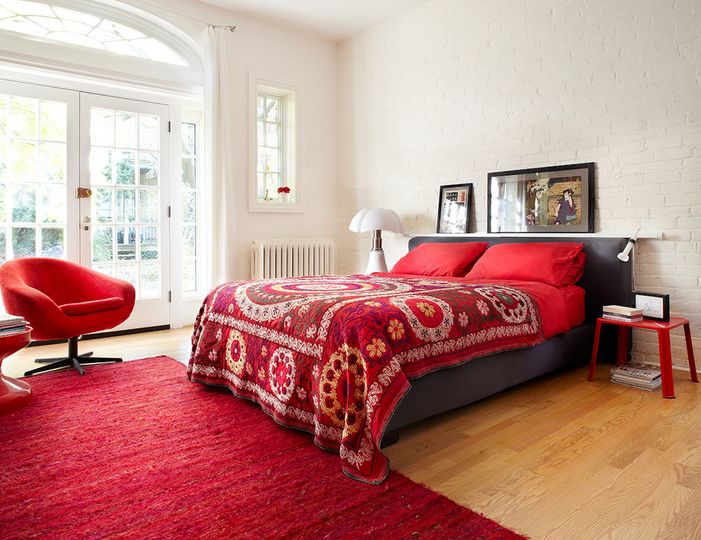 Bright Beutiful Red for Bedroom