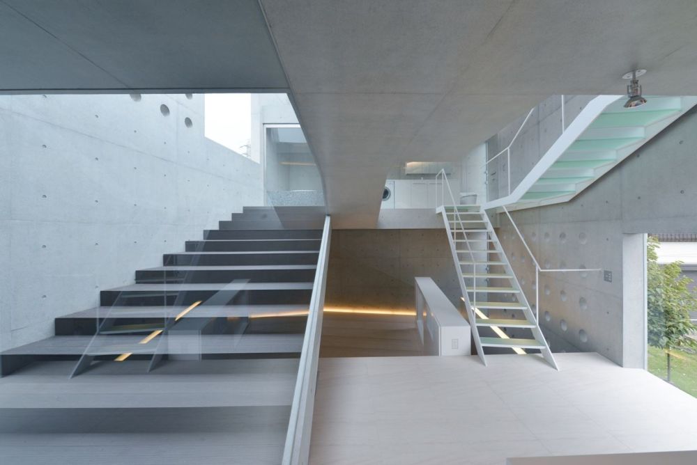 Brutal house in tsudanuma by fuse-atelier Stairs