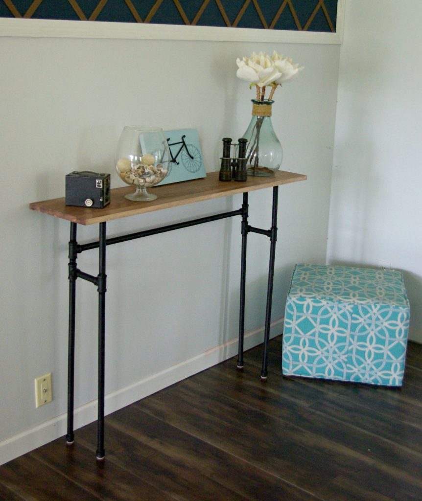 Build A Table Using Industrial Galvanized Pipes