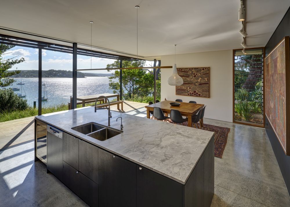 Bundeena Beach House by Grove Architects kitchen