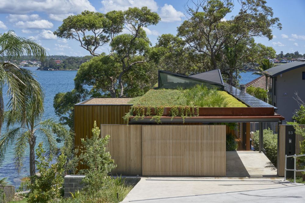 Bundeena Beach House by Grove Architects