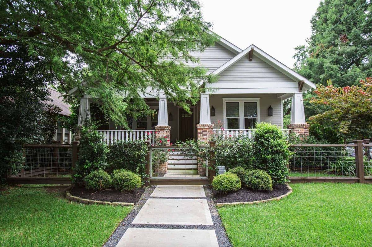 Bungalow architecture house style