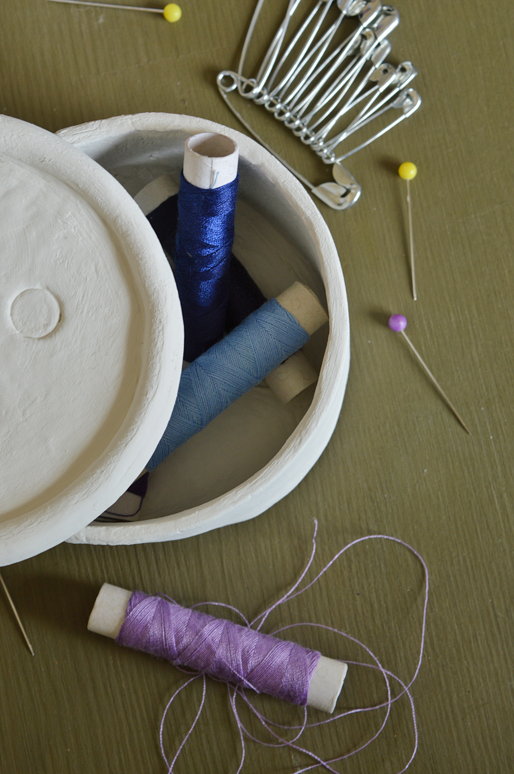 Button-shaped-trinket-dish-storage