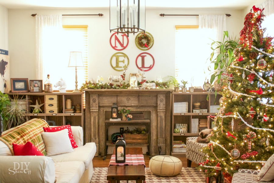 COzy living room decorated for Christmas
