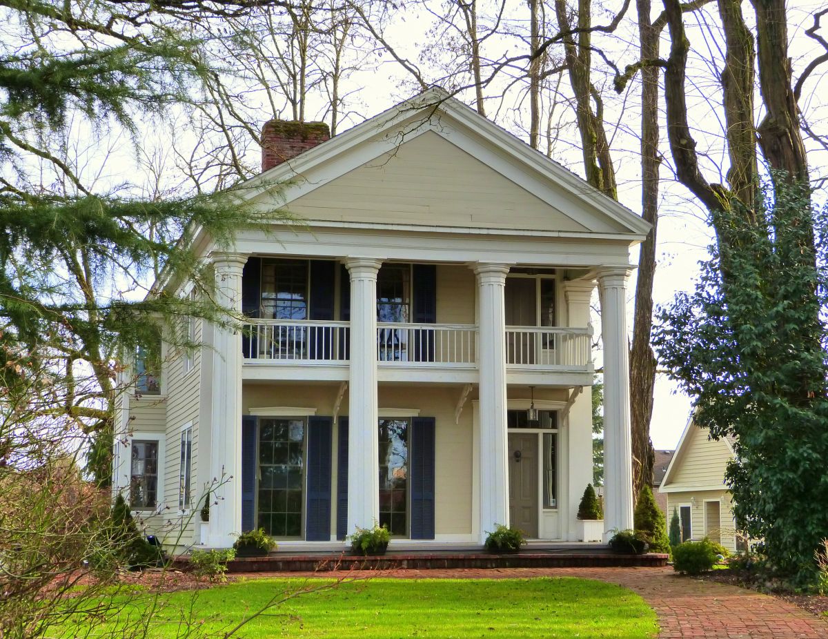 Capt. John C. Ainsworth House - Greek Revival Architecture Style