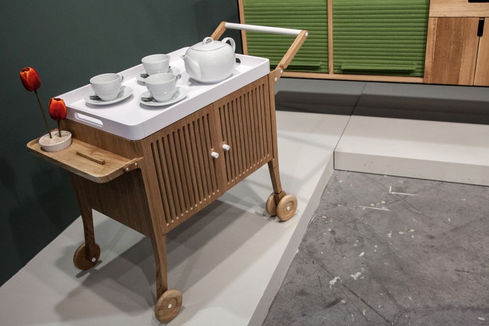 Carlota TunTum Bar Cart on wheels