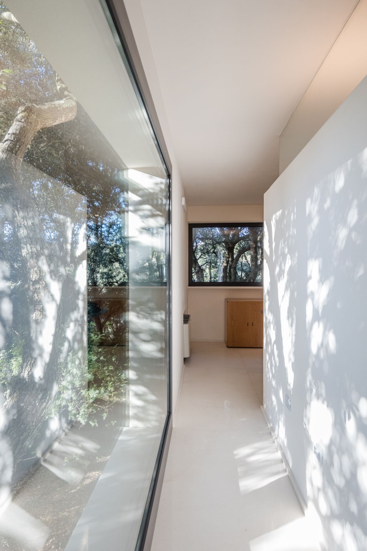 Casa nel Bosco narrow hallway