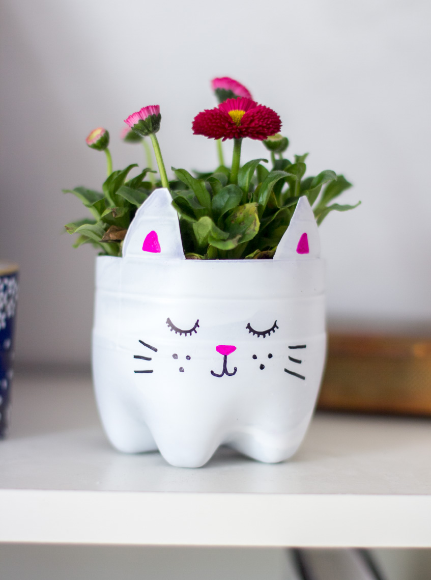 Cat inspired planter