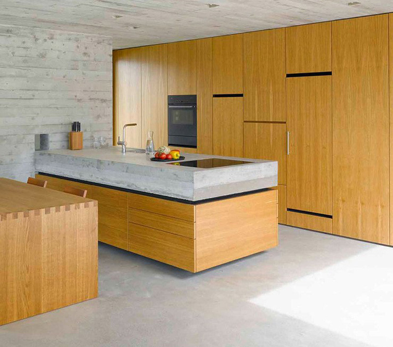 Cement large and deep countertop by Wespi de Meuron Romeo Architetti.