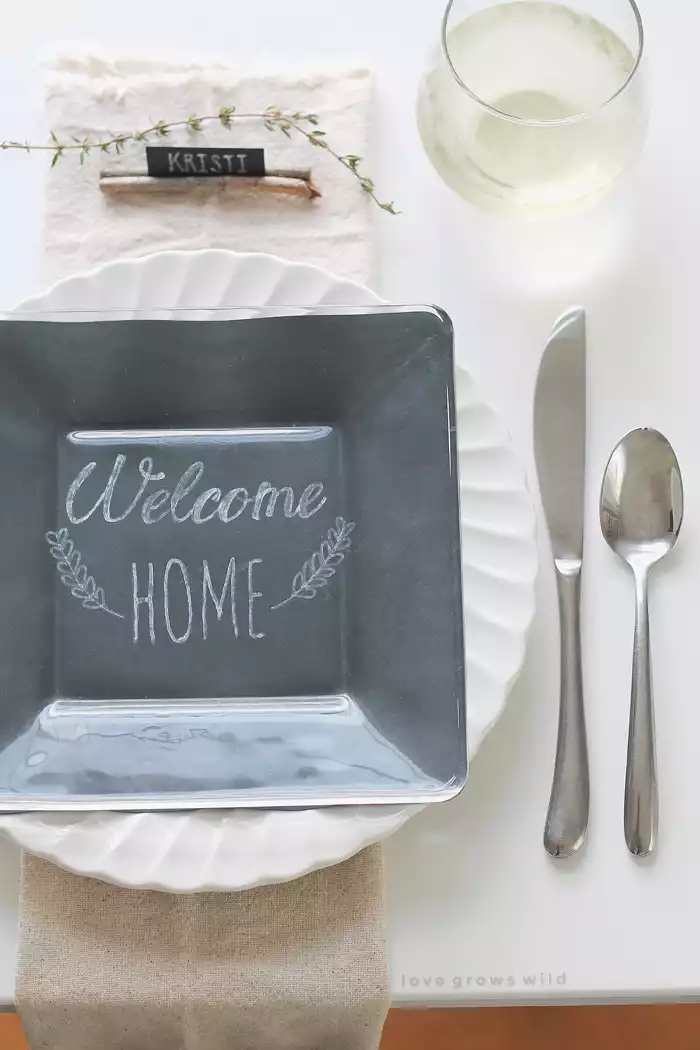 Chalkboard plates for Thanksgiving