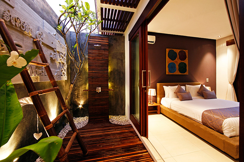 Chandra Villa Bali Outdoor Shower