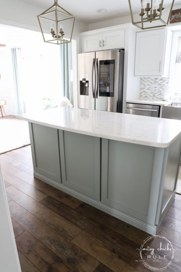 Changing the ambiance with a kitchen island makeover