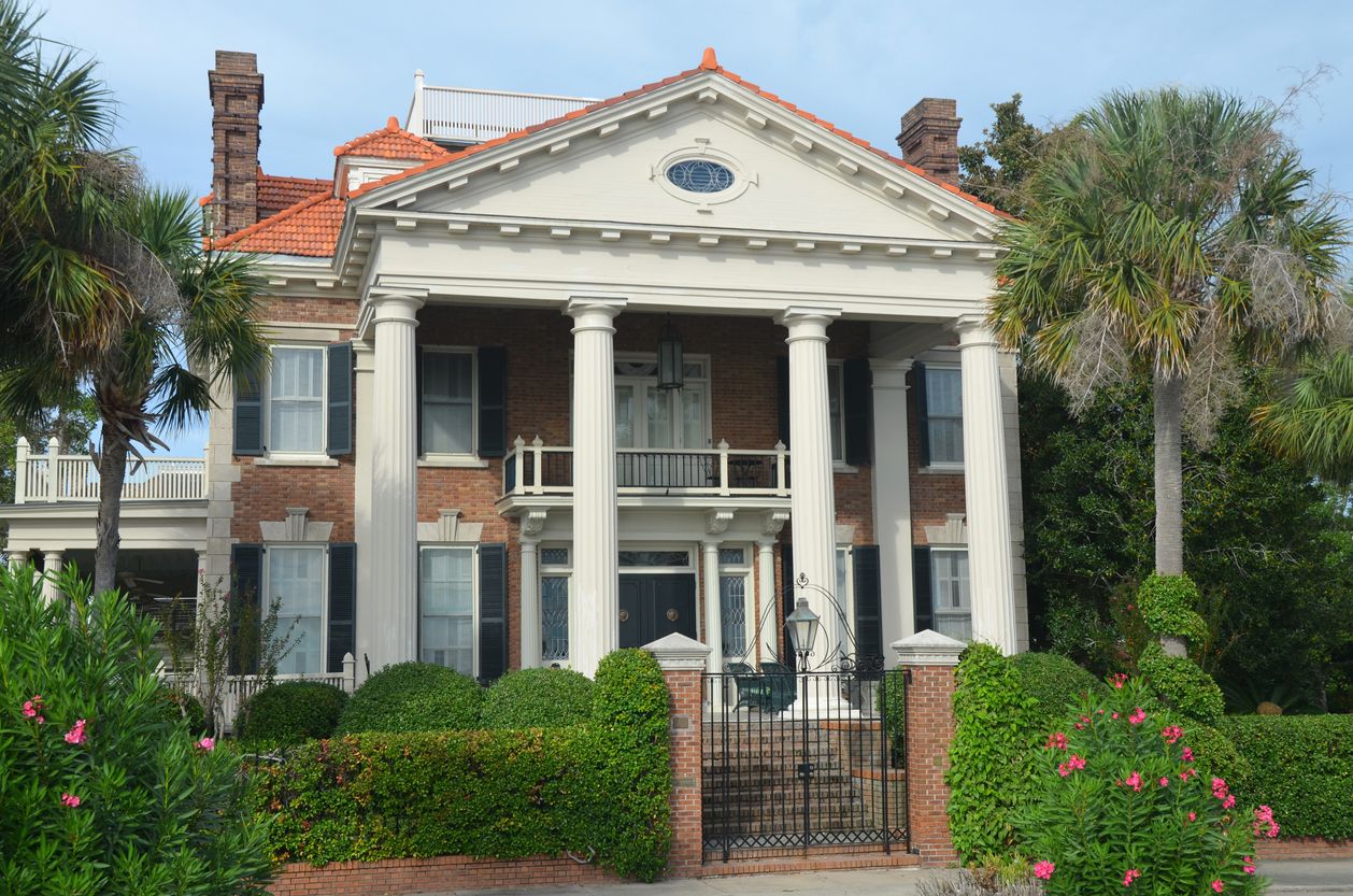 Characteristics of Antebellum Homes