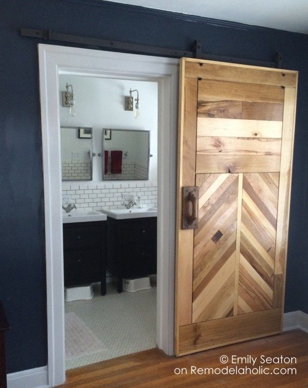 Chevron door for bathroom on slide