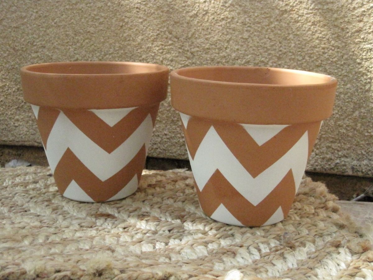 Simple DIY Ways To Customize Terracotta Pots