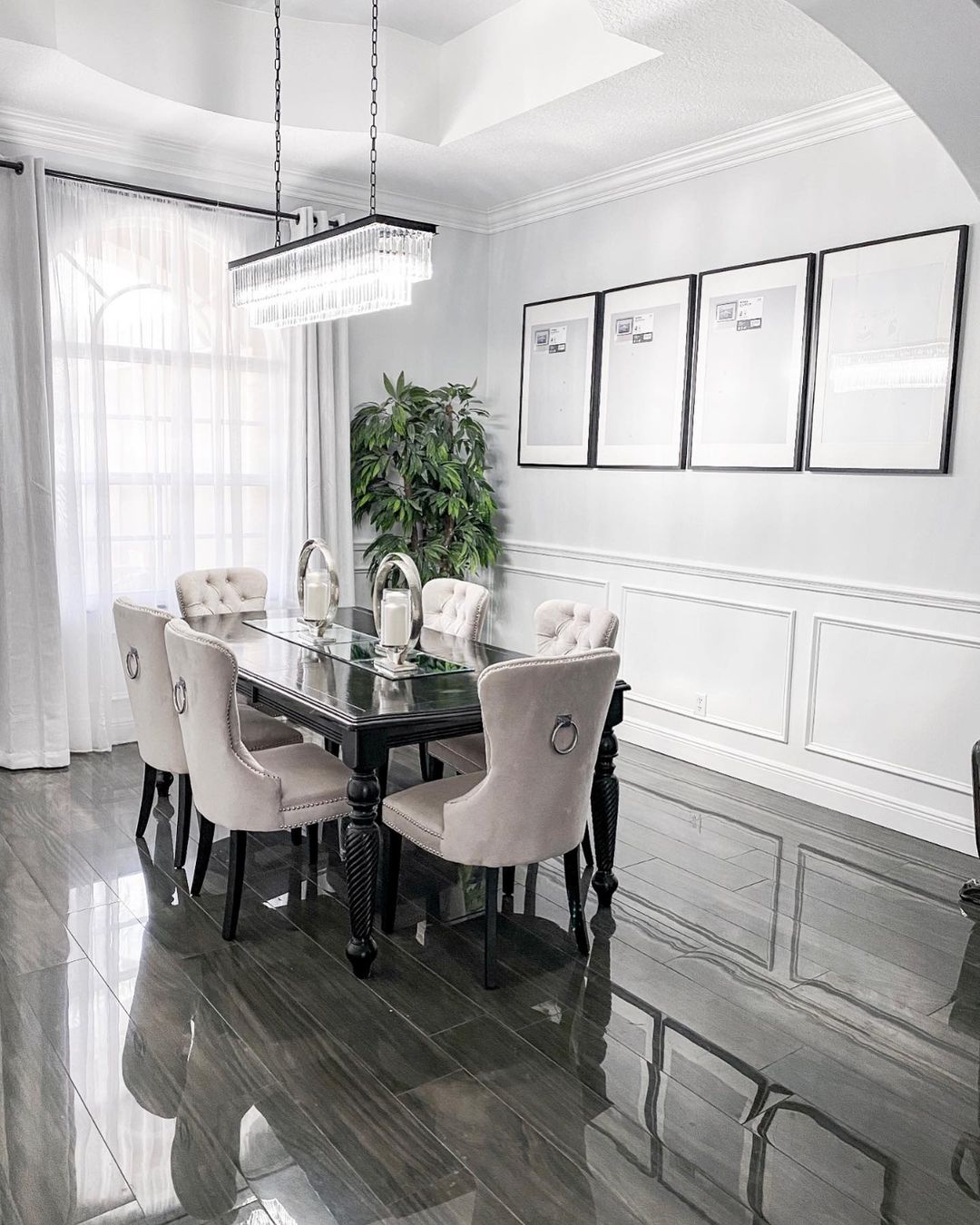 Chic Dining Room