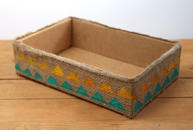 Chic burlap boxes