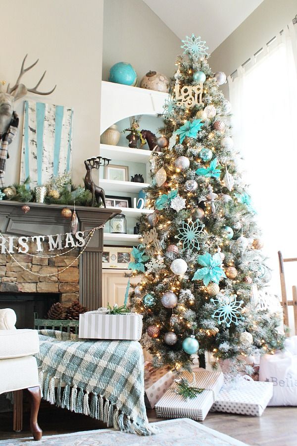 Christmas tree place closer to mantel