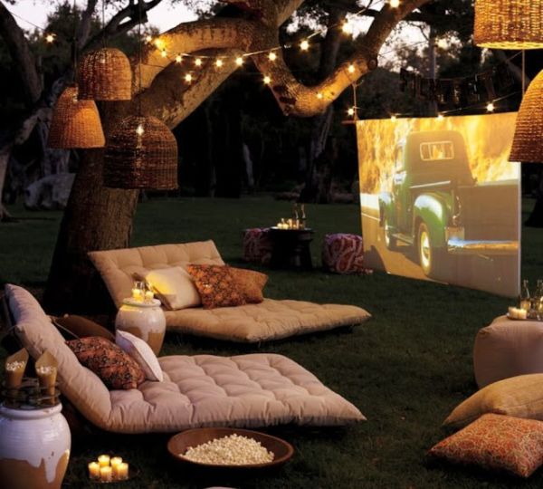 Cinebox Backyard Theater System 1