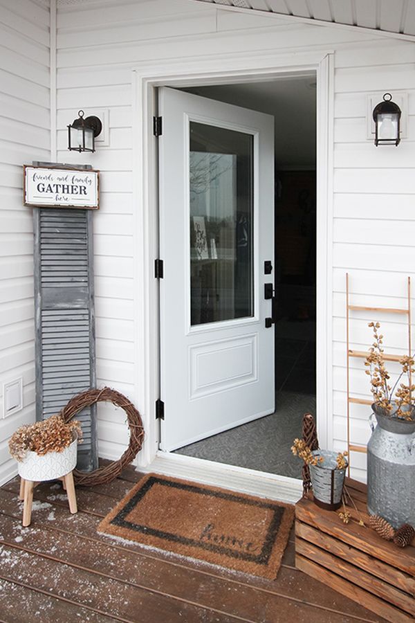 Clever Oversized Shutter Farmhouse Decor