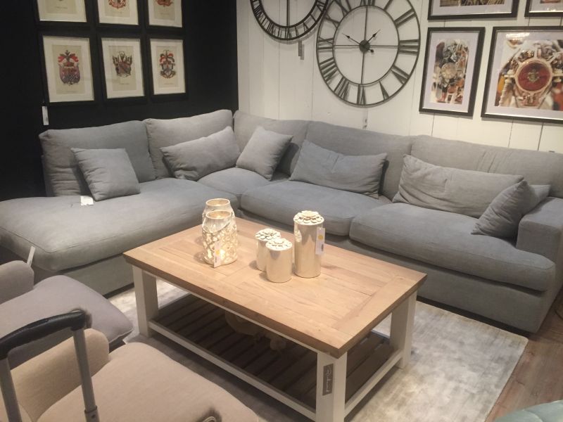 Coffee table decor
