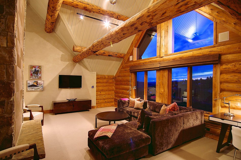 Colorado-log-cabin-upper=level-loft