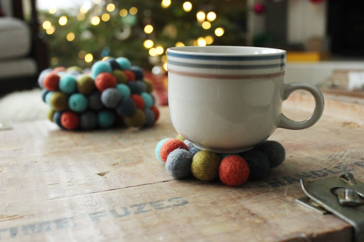 DIY Felt Ball Coasters – A Simple and Sweet Holiday Gift Idea