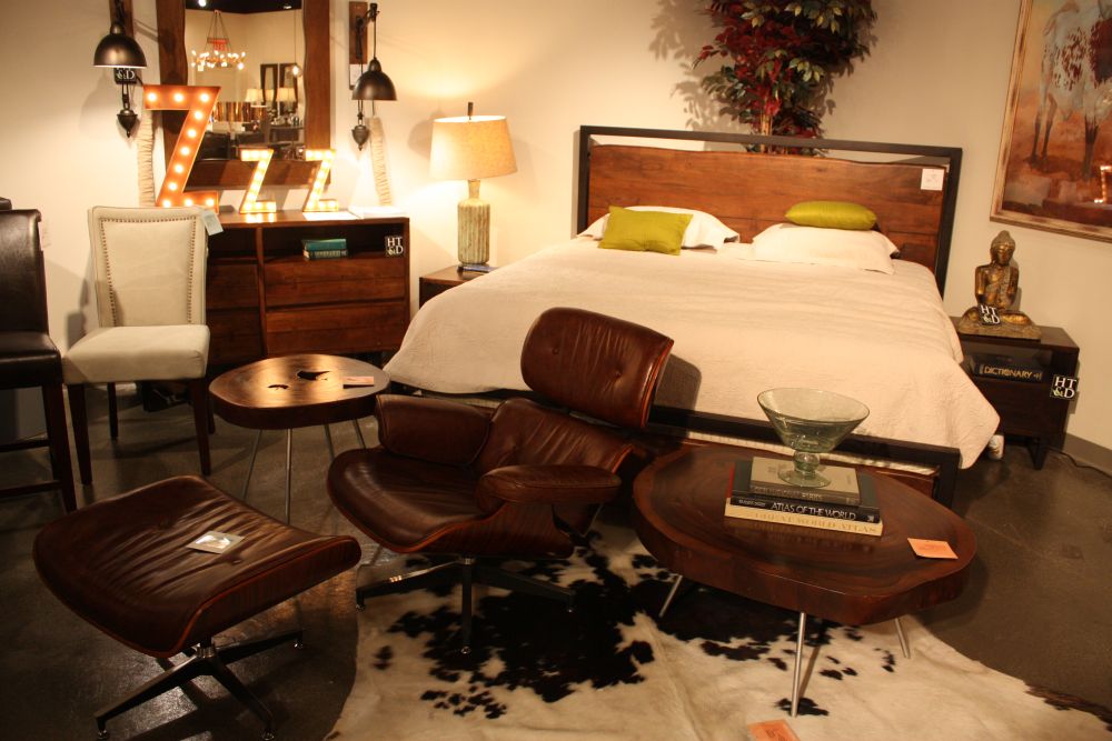 Comfortable seating for master bedroom eames lounge chair