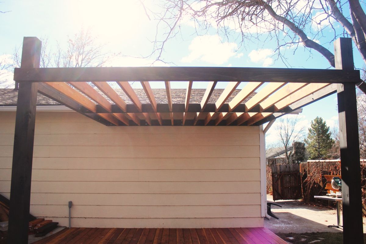 How to stain and seal a wood pergola - finished