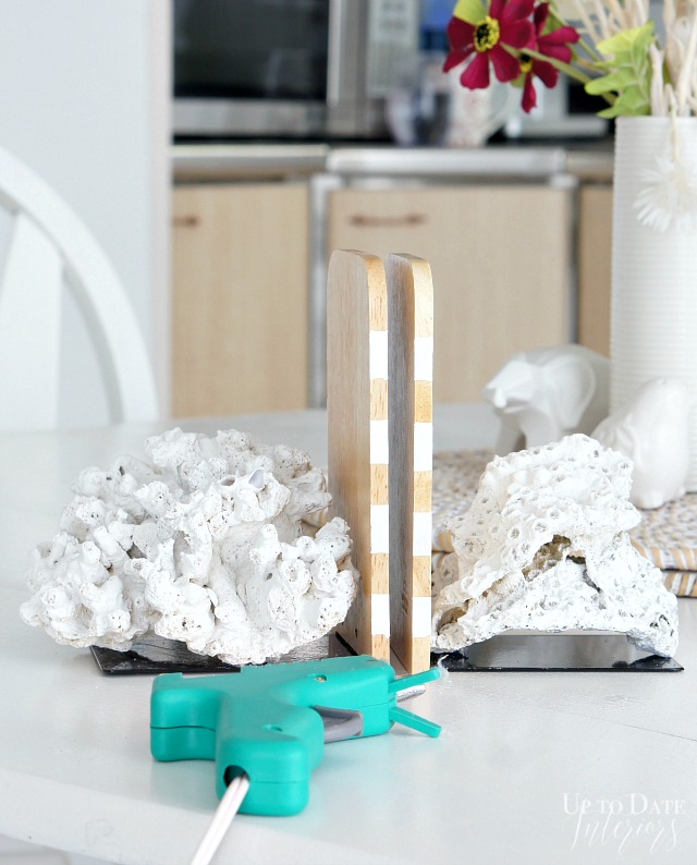 Coral bookends