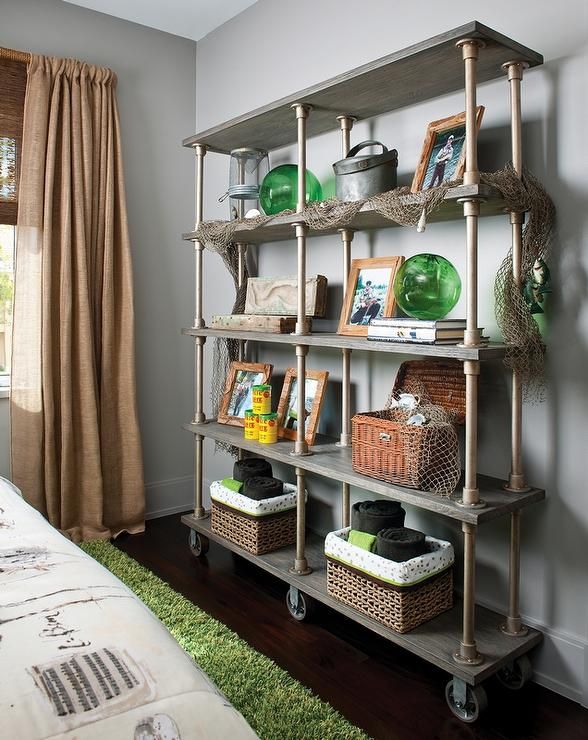 Cottage boys bedroom design