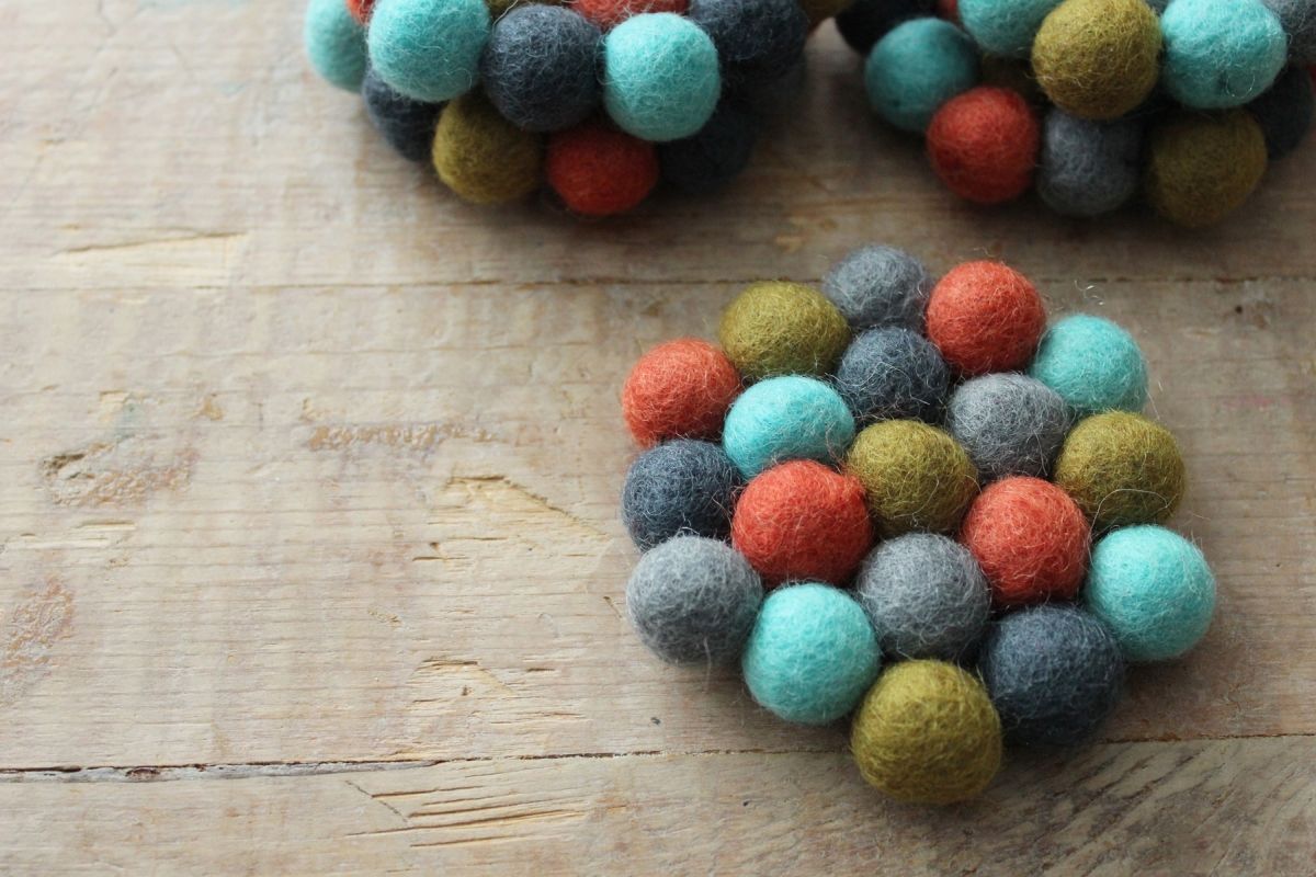 Cozy Felt Balls Coasters