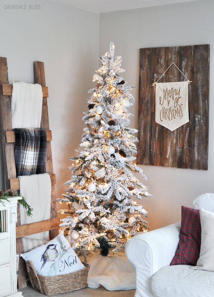 Cozy small Christmas tree Decor- white accents