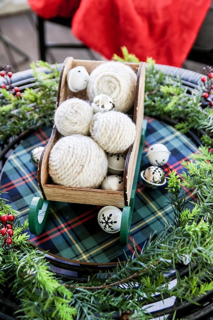 DIY Christmas Vase Filler Yarn Balls