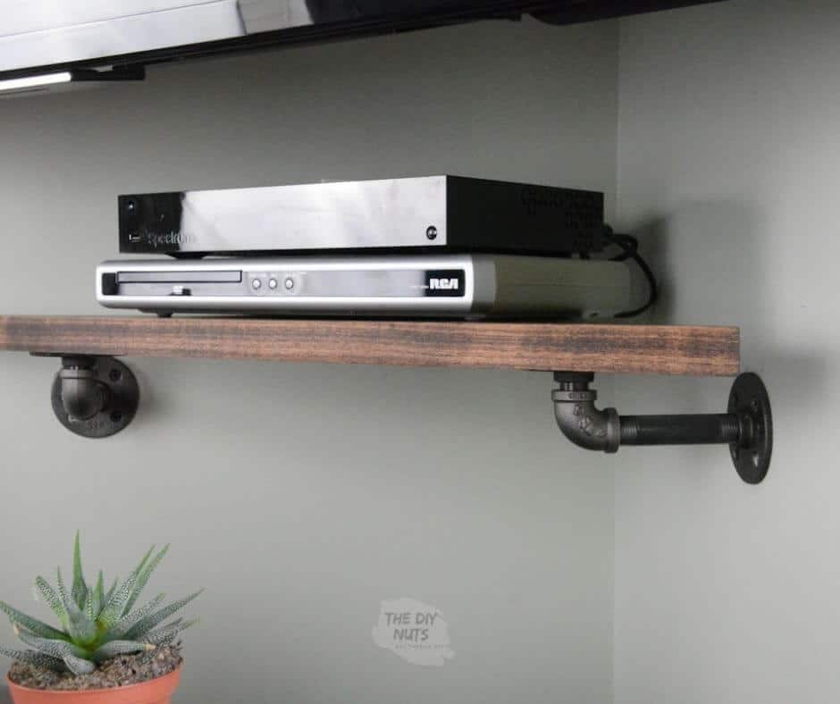 DIY Corner TV Shelf with Pipes