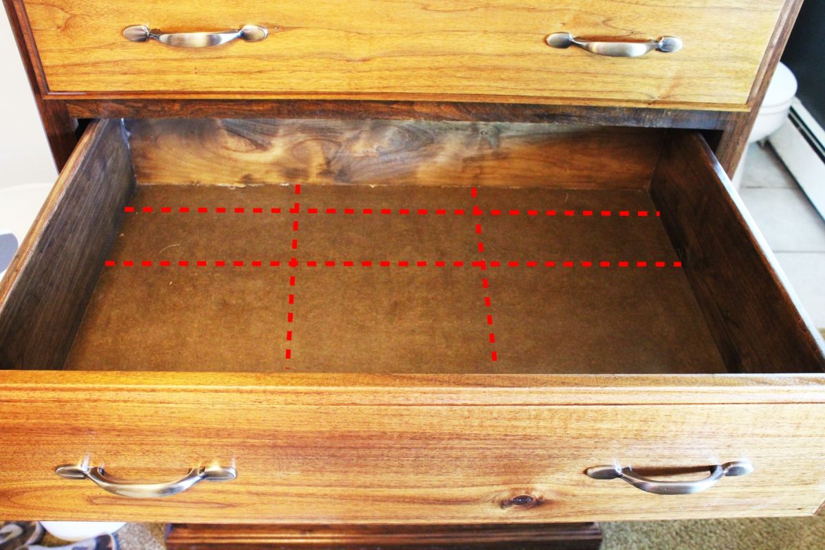 Determine the layout of your drawer dividers 