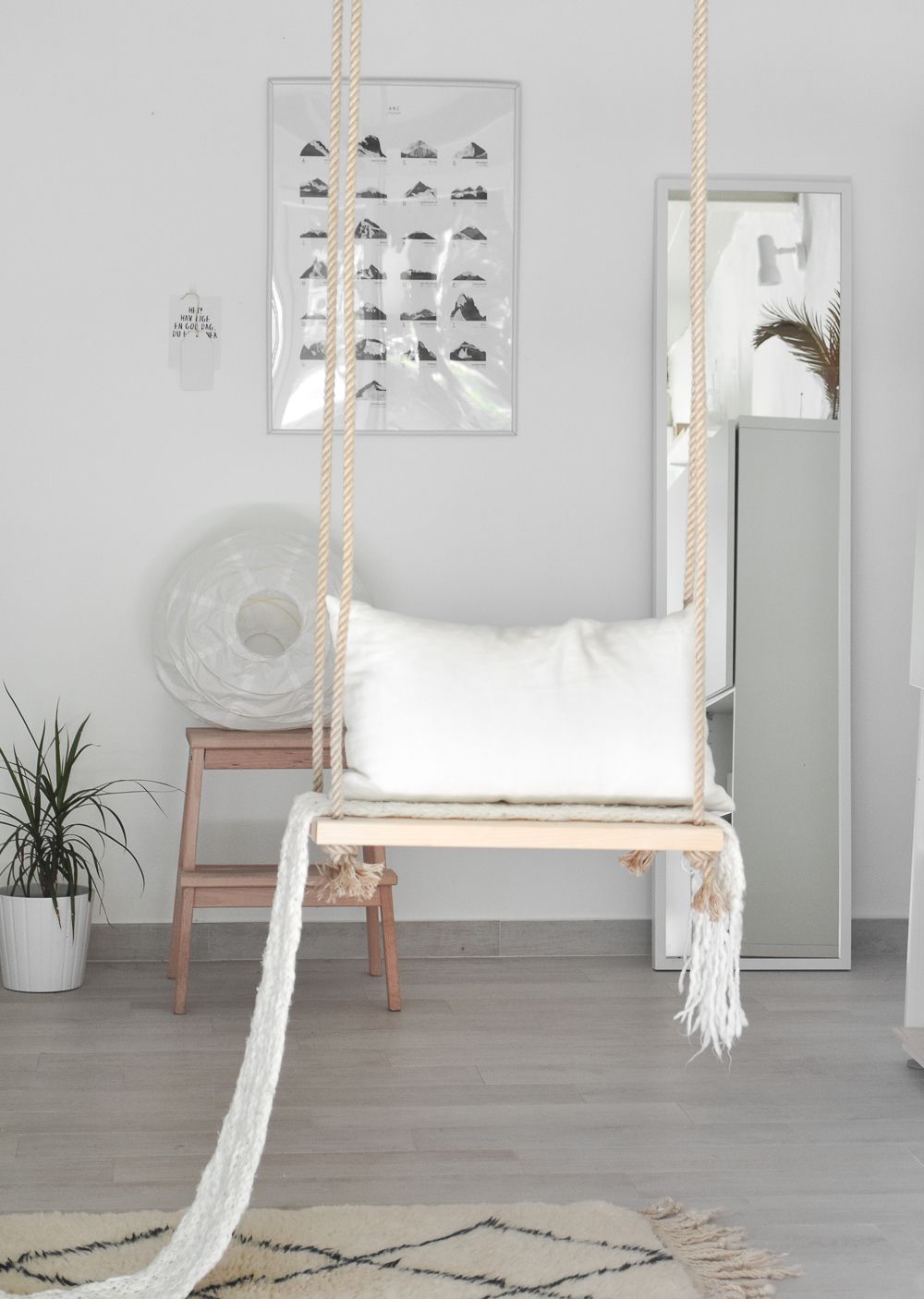 DIY Dreamy Indoor Swing Hang