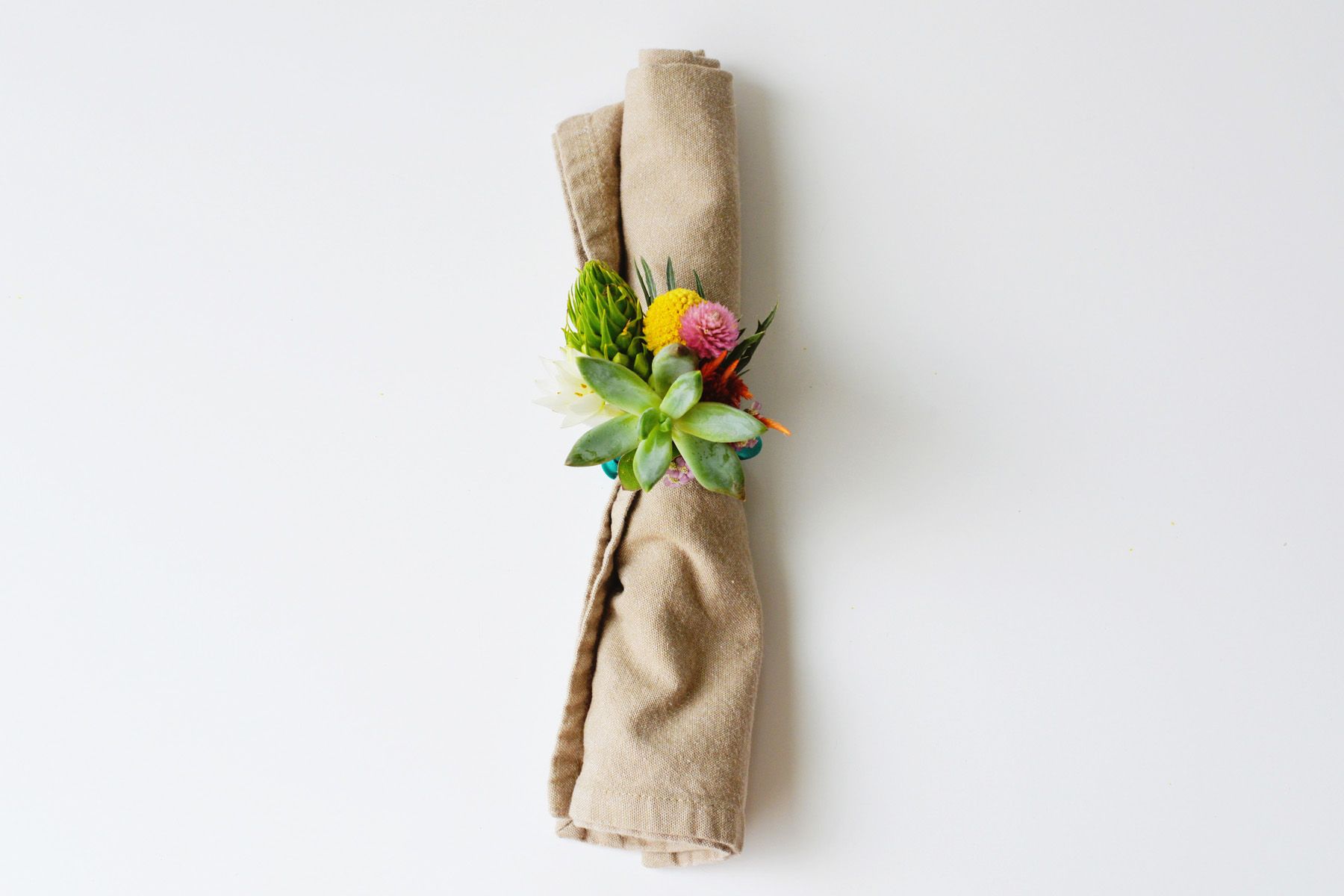 DIY Floral Napkin Rings for Summer