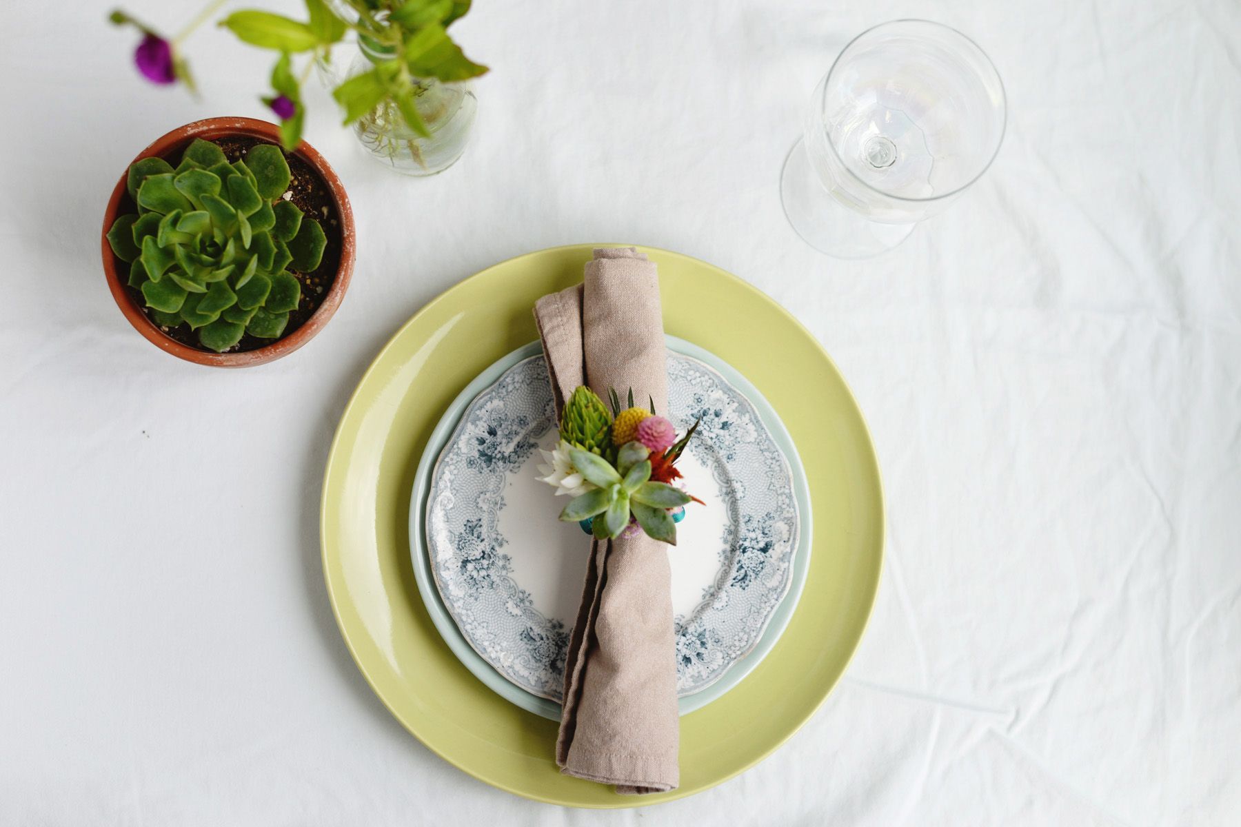 DIY Floral Napkin Rings on Plate