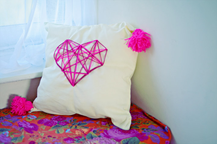 DIY Geometric Hearh Cushion