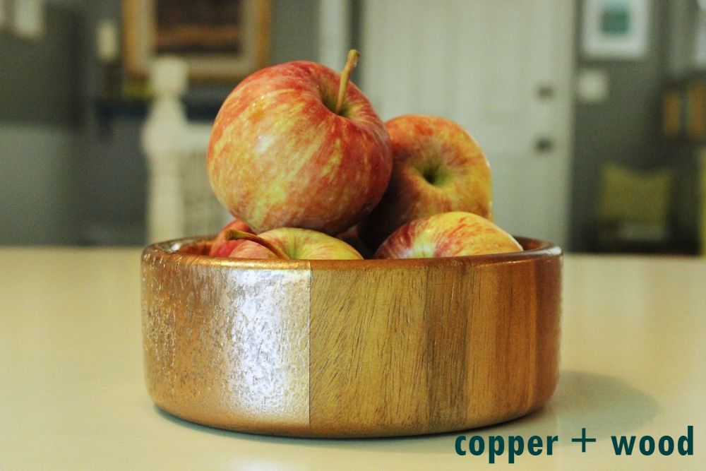 DIY Metal Wood Bowls - close-up of the copper + wood contrast