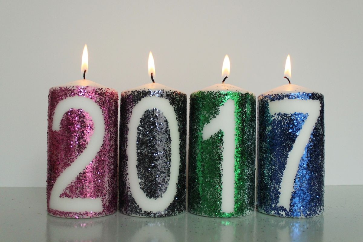 DIY New Year Glitter Candles