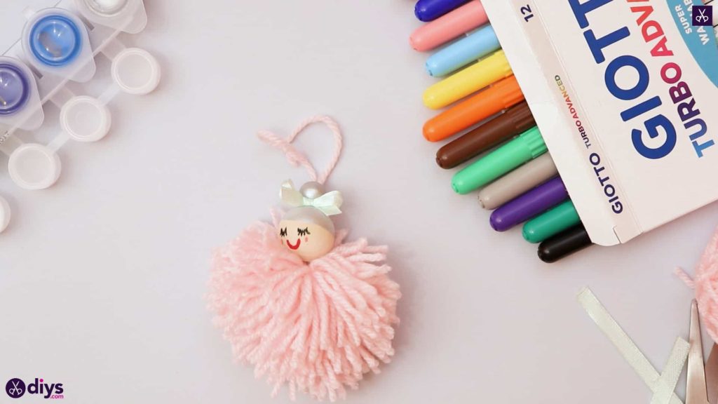 DIY Pom Pom Angel for Christmas Tree