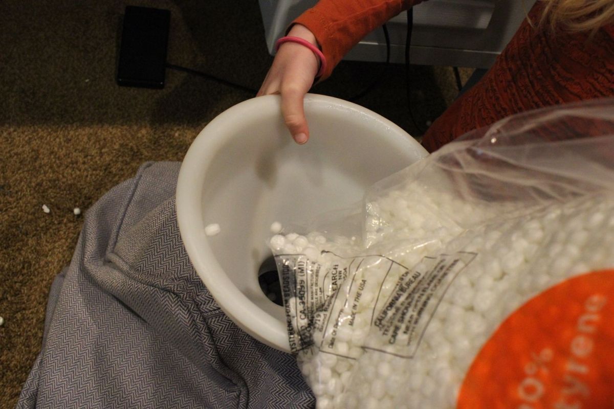 DIY Pouf Ottoman Cube - add balls